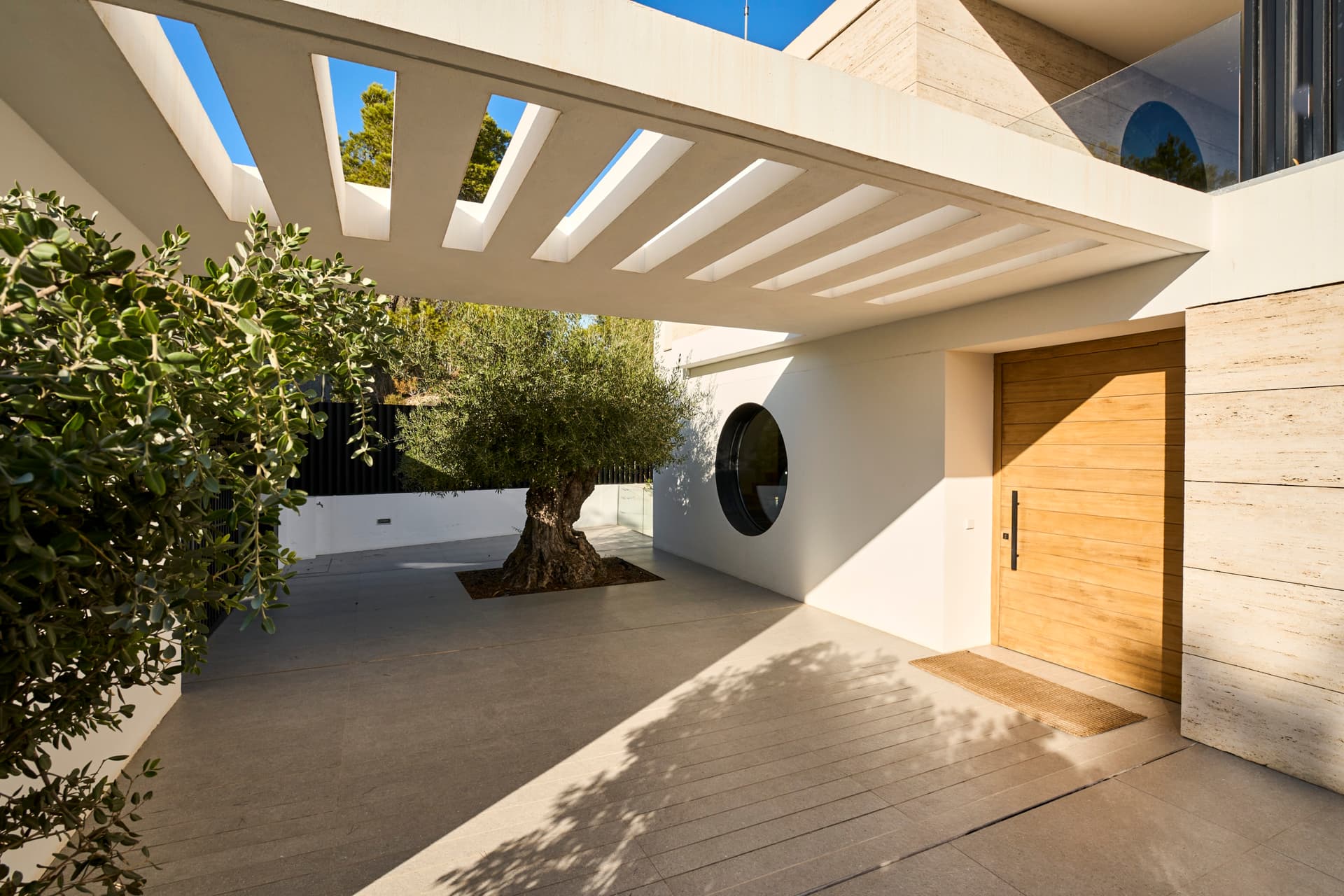 Villa Comino — photo 13