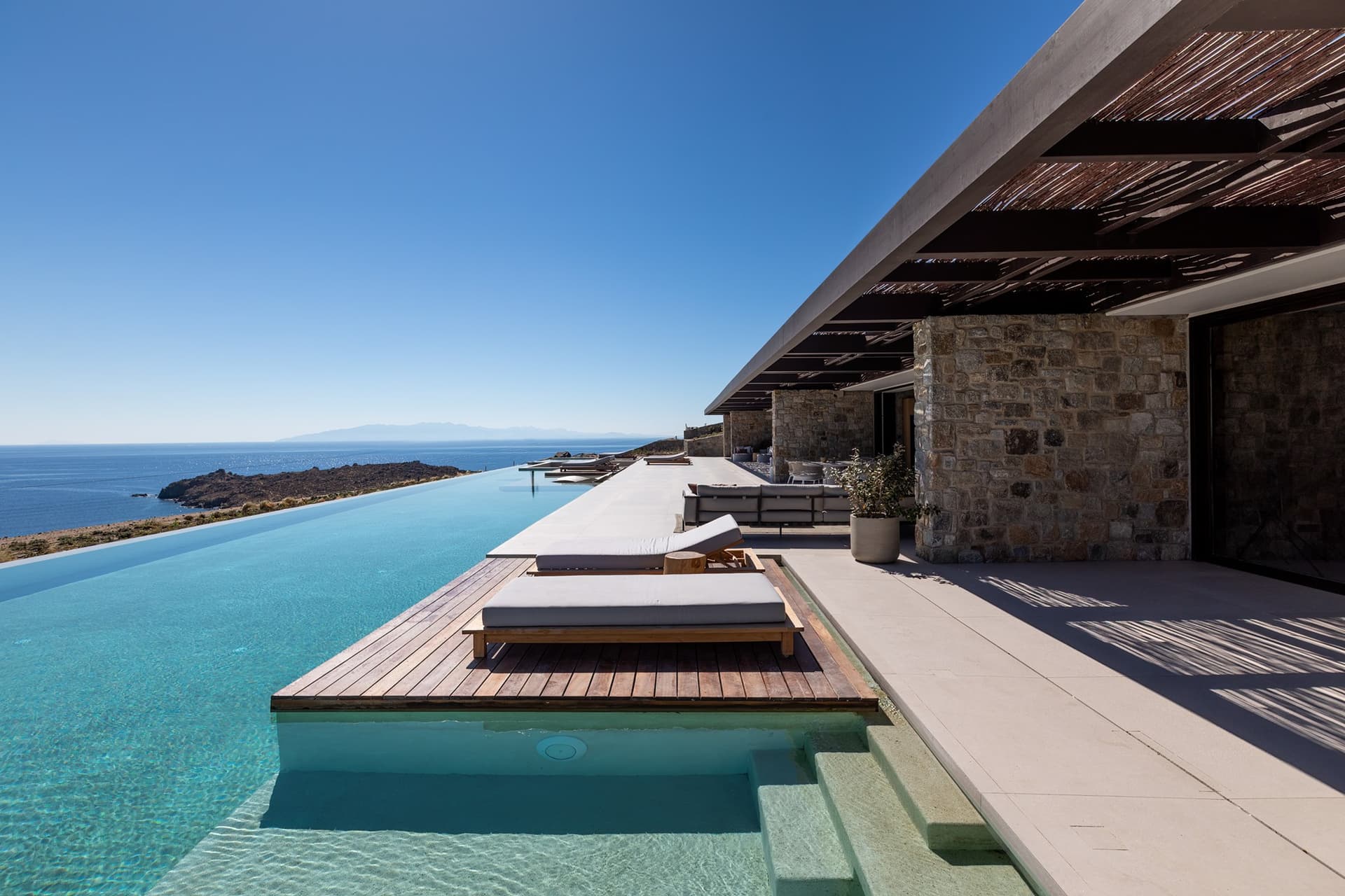 Sea Heaven Mansion
