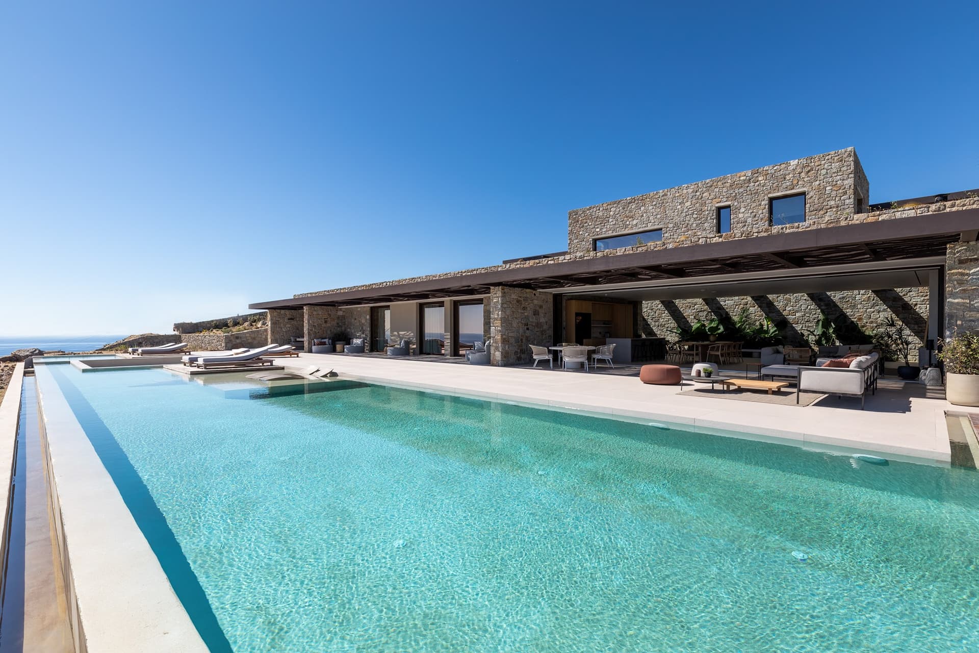 Sea Heaven Mansion — photo 2 of 42