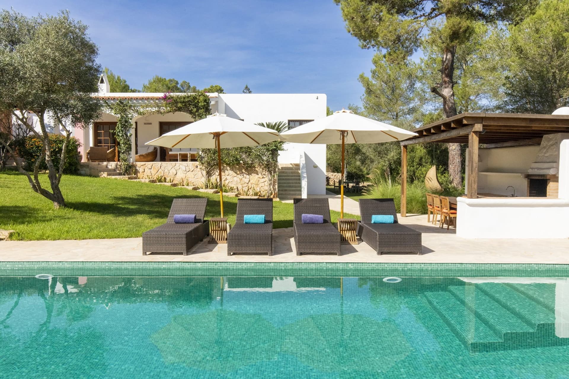 Villa Can Gertrudis — photo 3 of 48