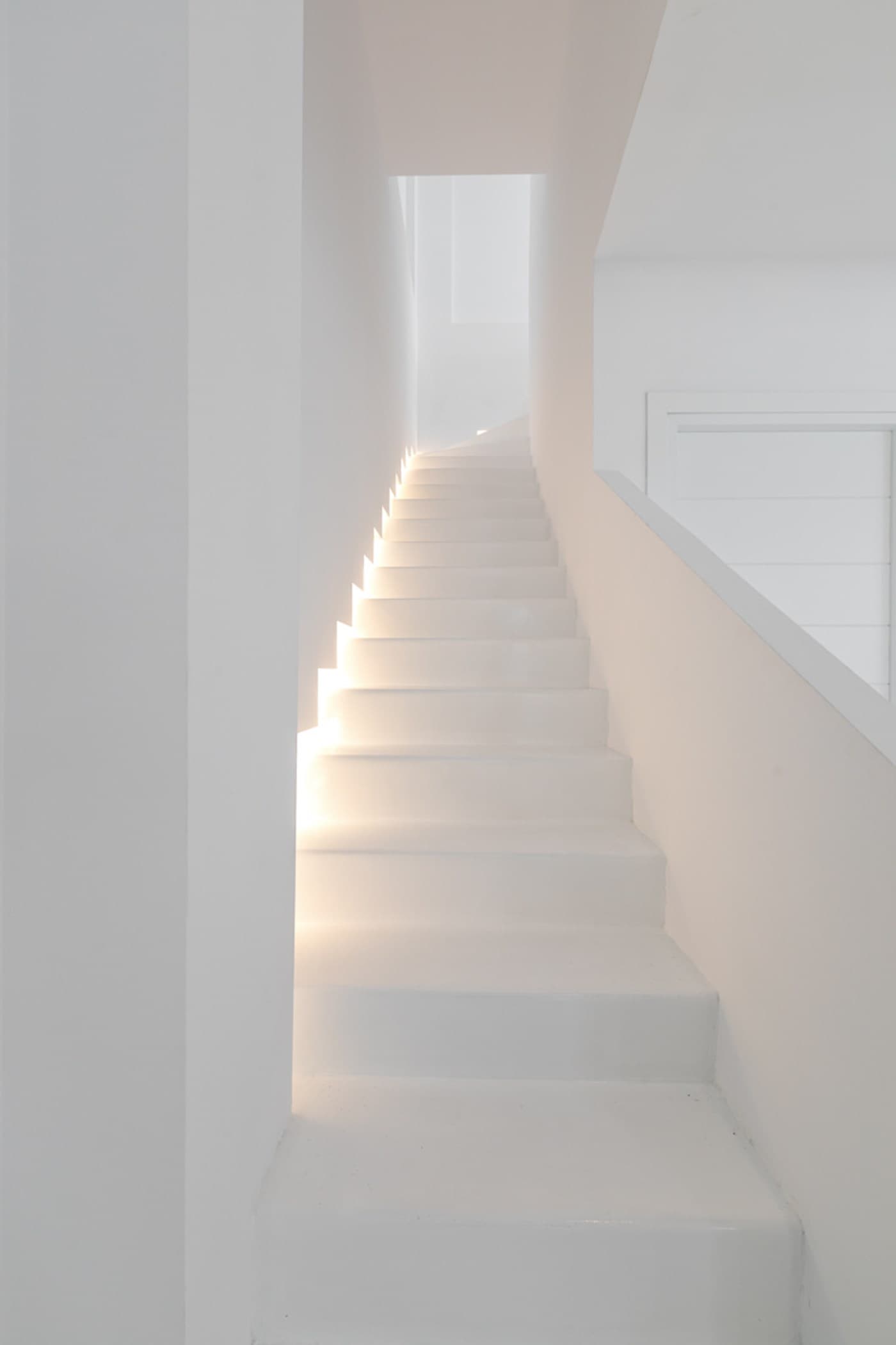 Black Mansion 1 — photo 25