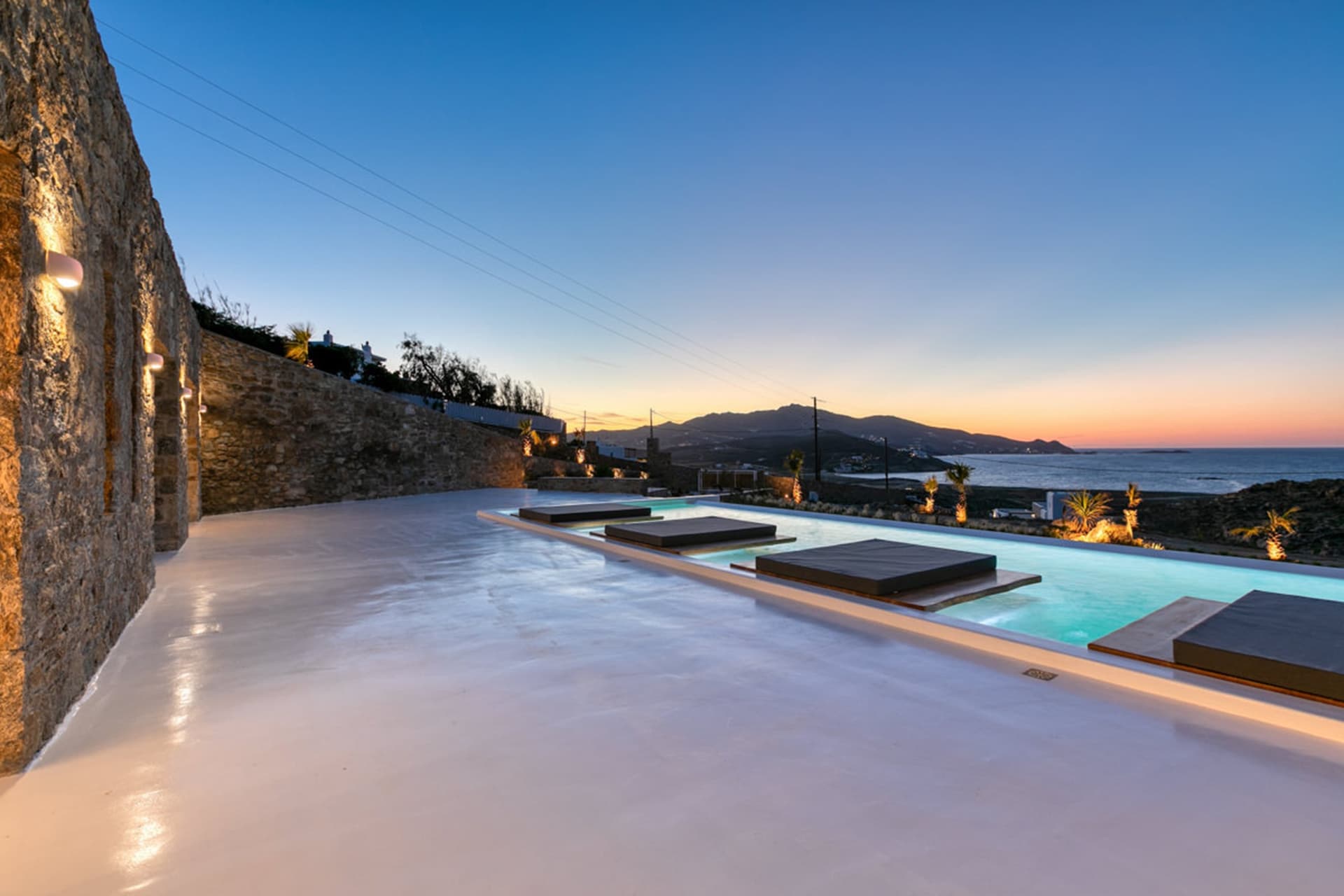 Black Mansion 1 — photo 90