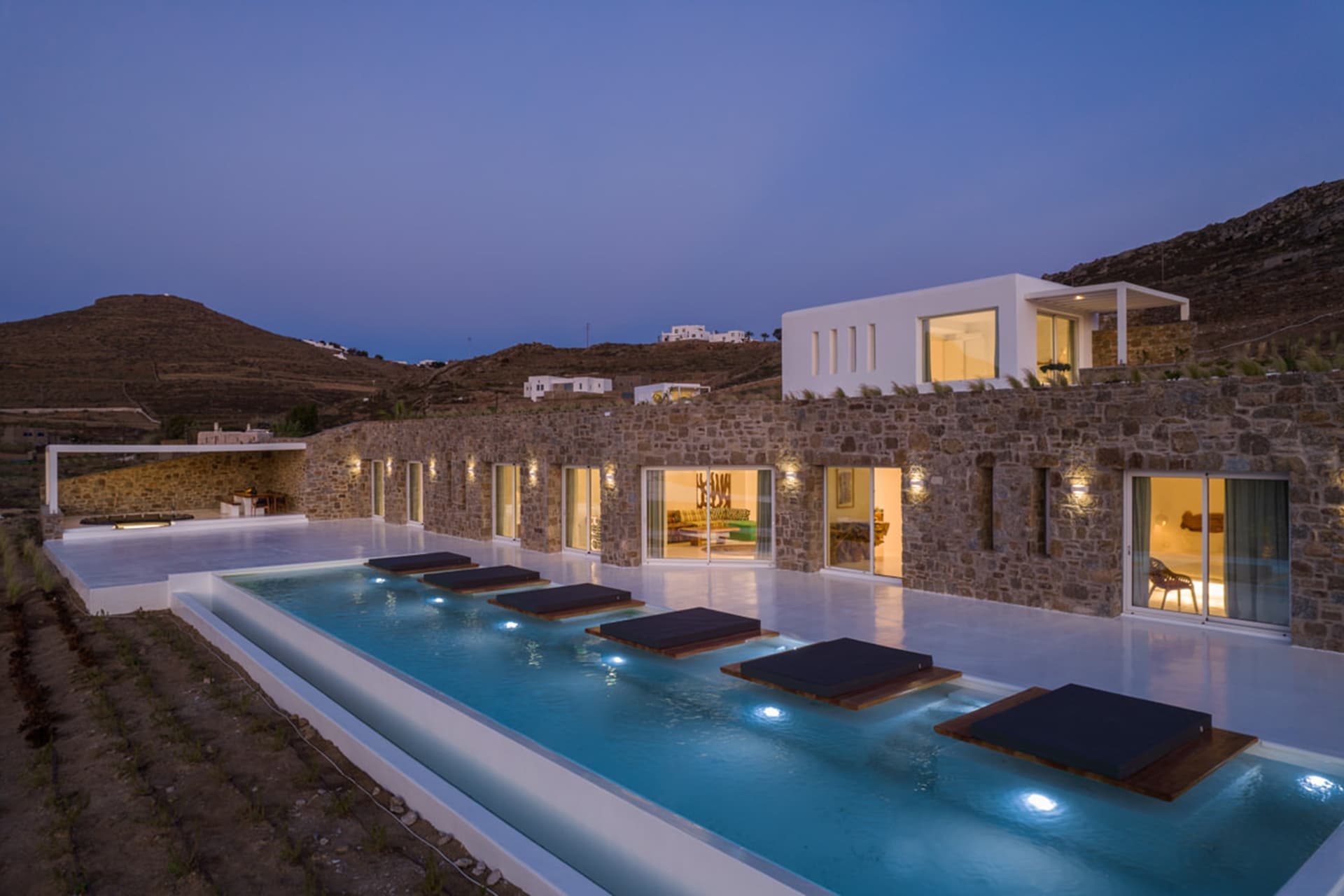 Black Mansion 1 — photo 104