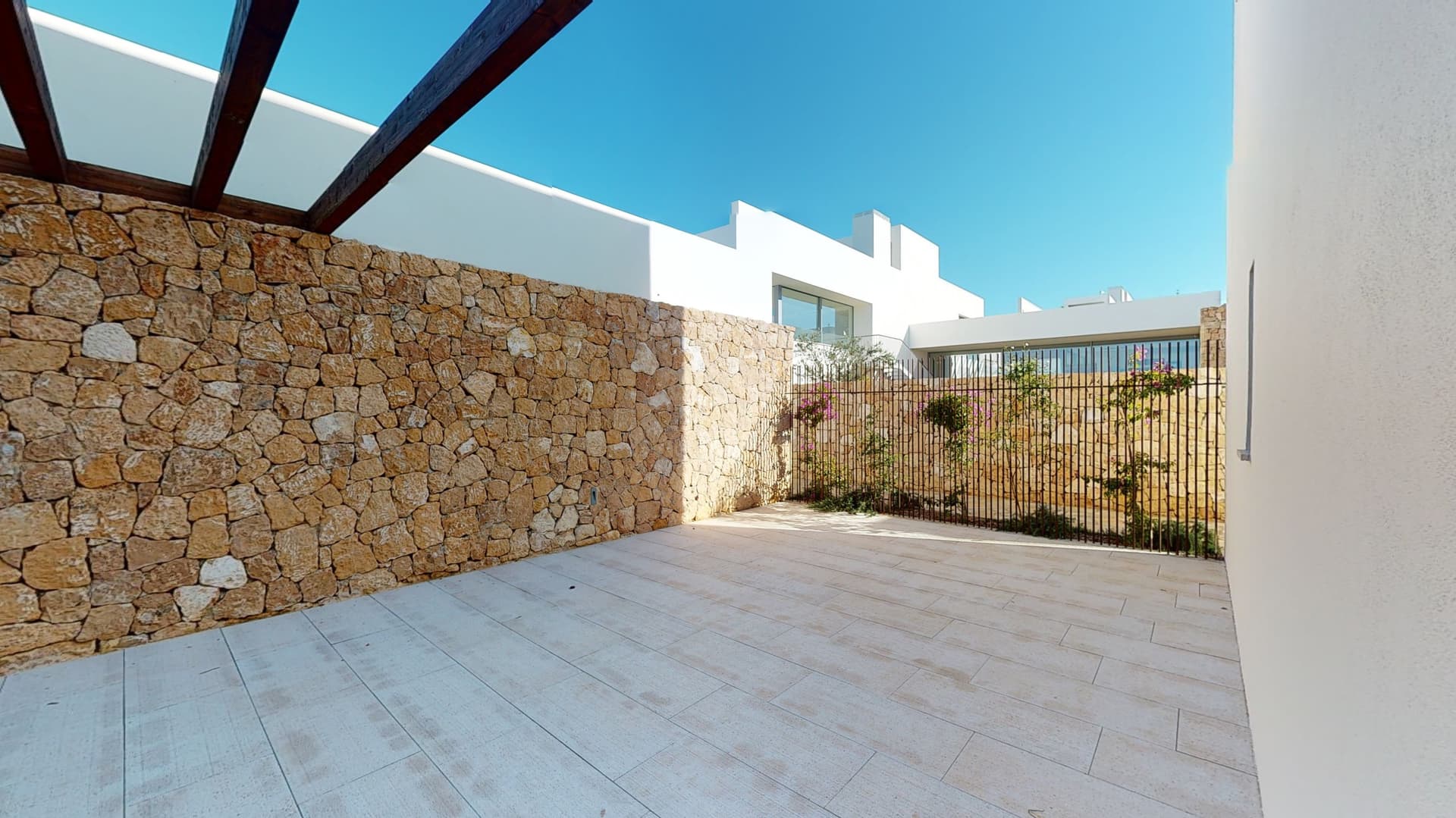 VILLA OBRA NUEVA CON VISTAS AL MAR, Cala Conta, Ibiza — photo 16