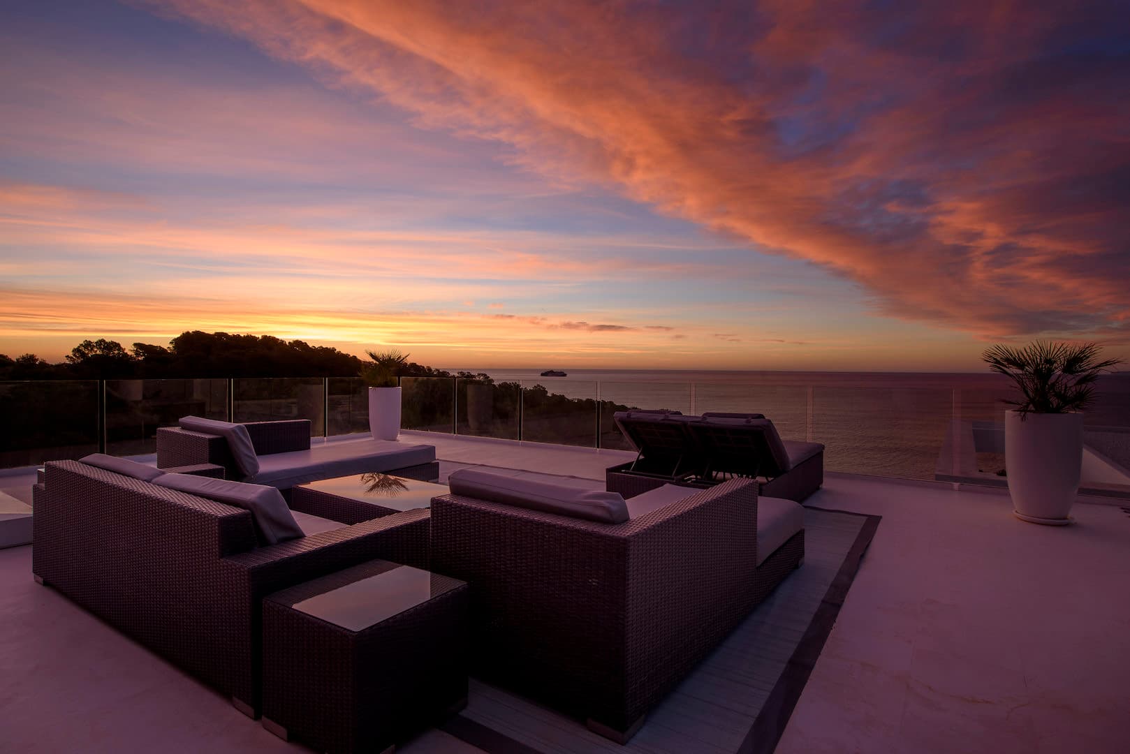 VILLA CABO I con vistas al mar y licencia turística, Cap Martinet, Ibiza — photo 31