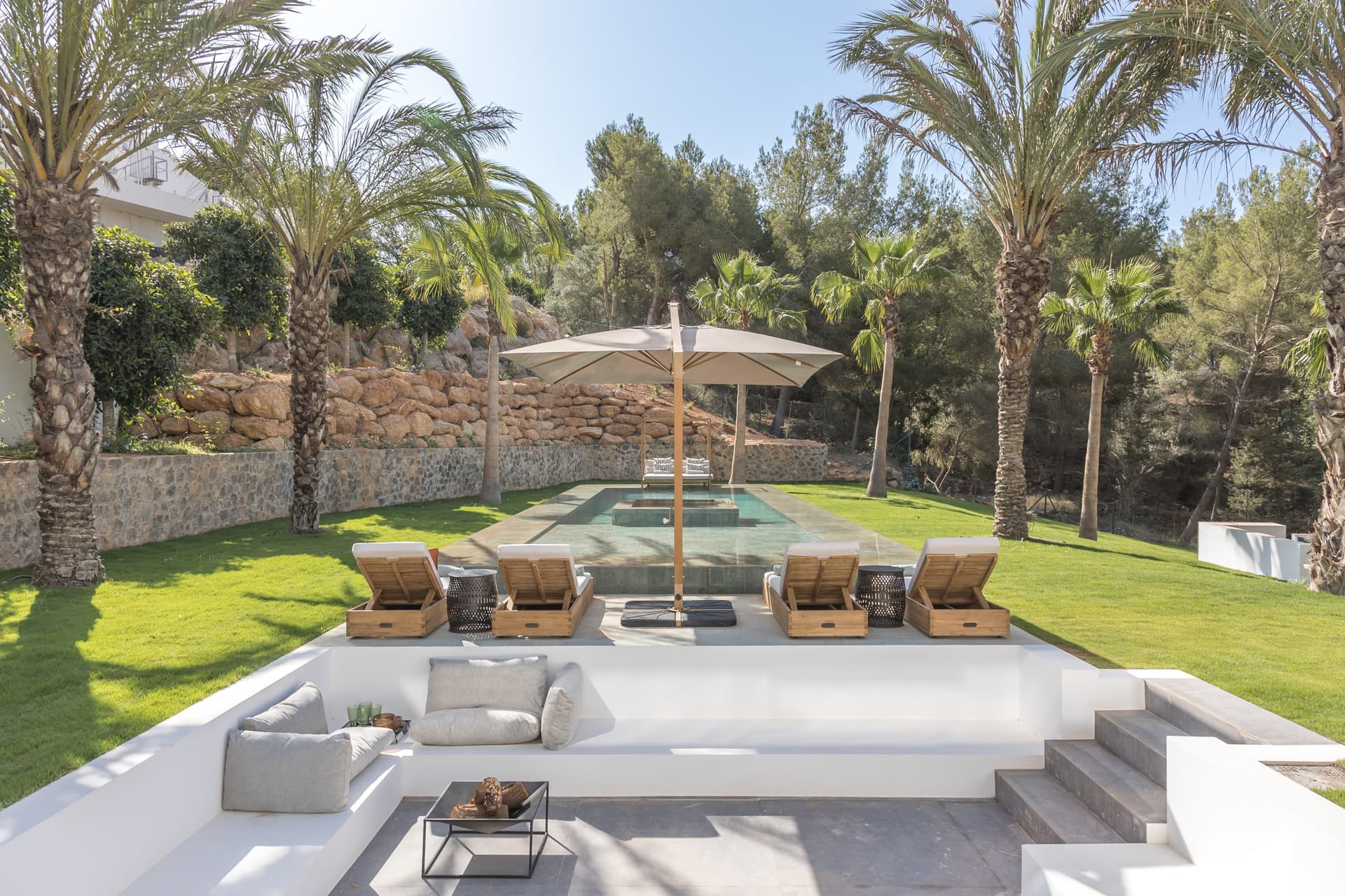 VILLA ARUNA | Exclusiva Villa de Obra Nueva con Vistas a Dalt Vila, Can Furnet, Ibiza — photo 28