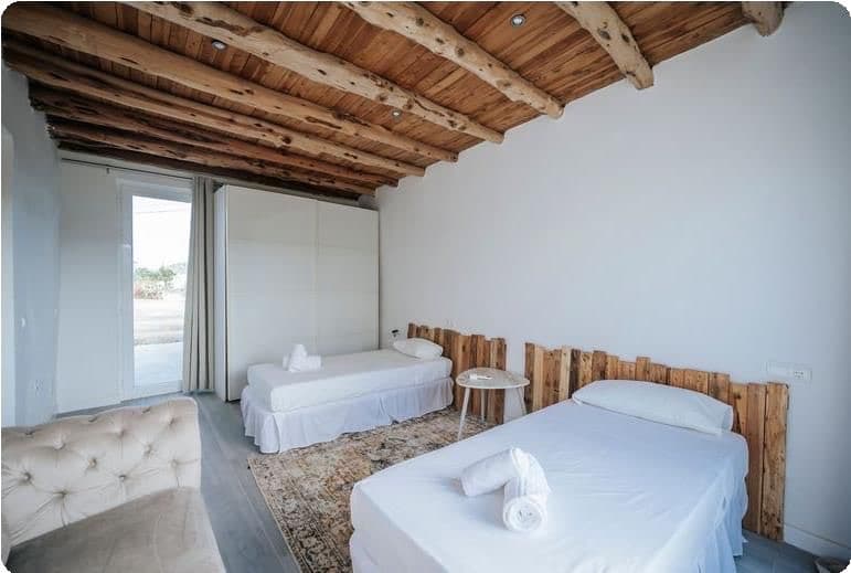VILLA OLIVARA | Moderna Finca con Piscina y Amplio Jardín en Sant Jordi Ses Salines, Ibiza — photo 20