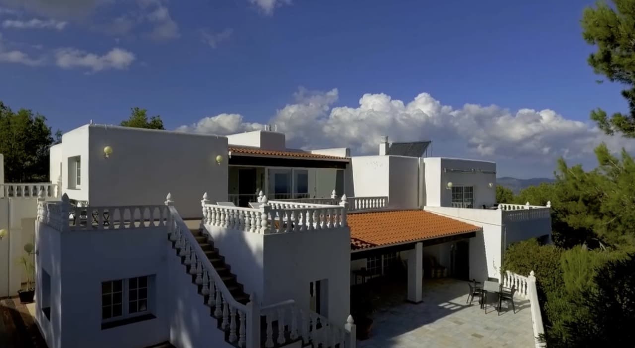 TOP HILL ESTATE | Exclusiva Finca de Ultra Lujo con 4 Villas y Vistas Panorámicas al Mar, Jesús, Ibiza — photo 7