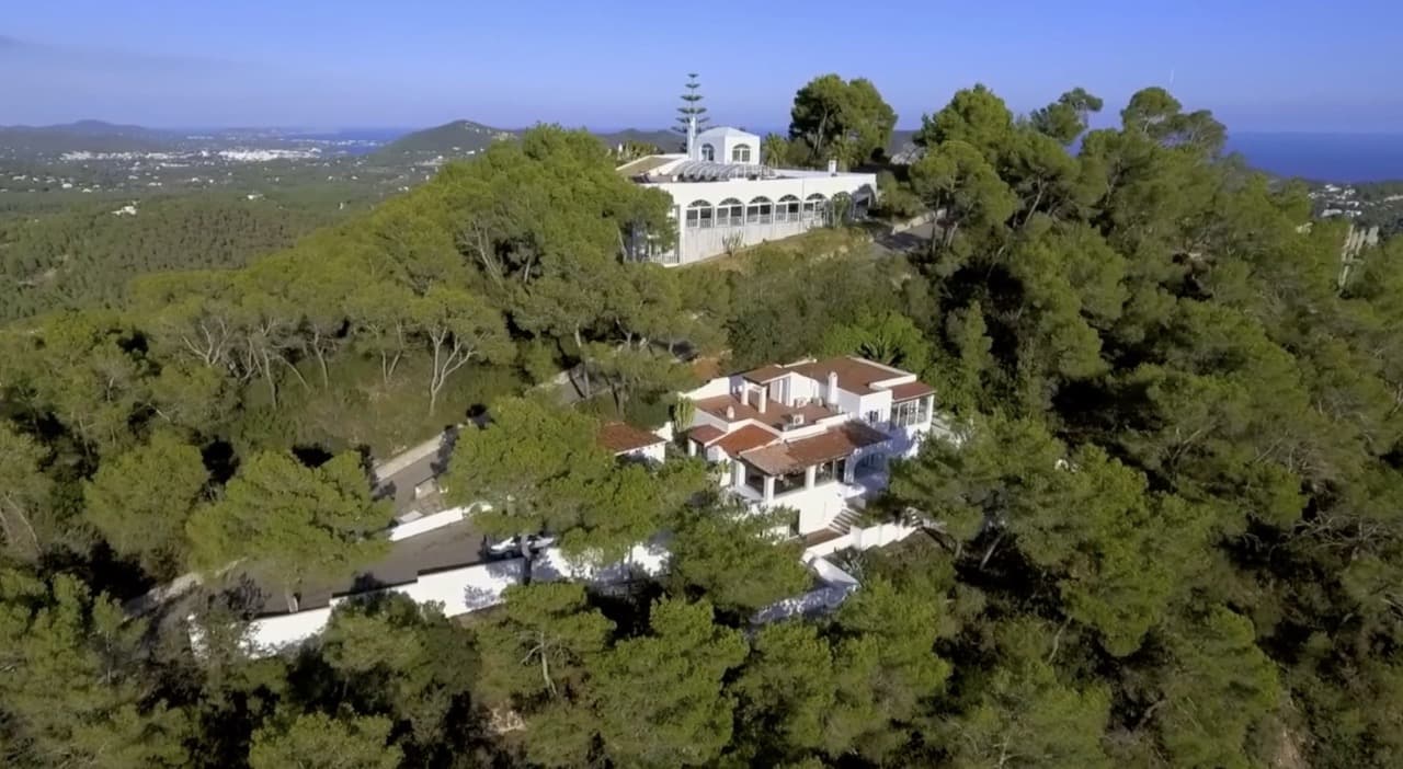 TOP HILL ESTATE | Exclusiva Finca de Ultra Lujo con 4 Villas y Vistas Panorámicas al Mar, Jesús, Ibiza — photo 25