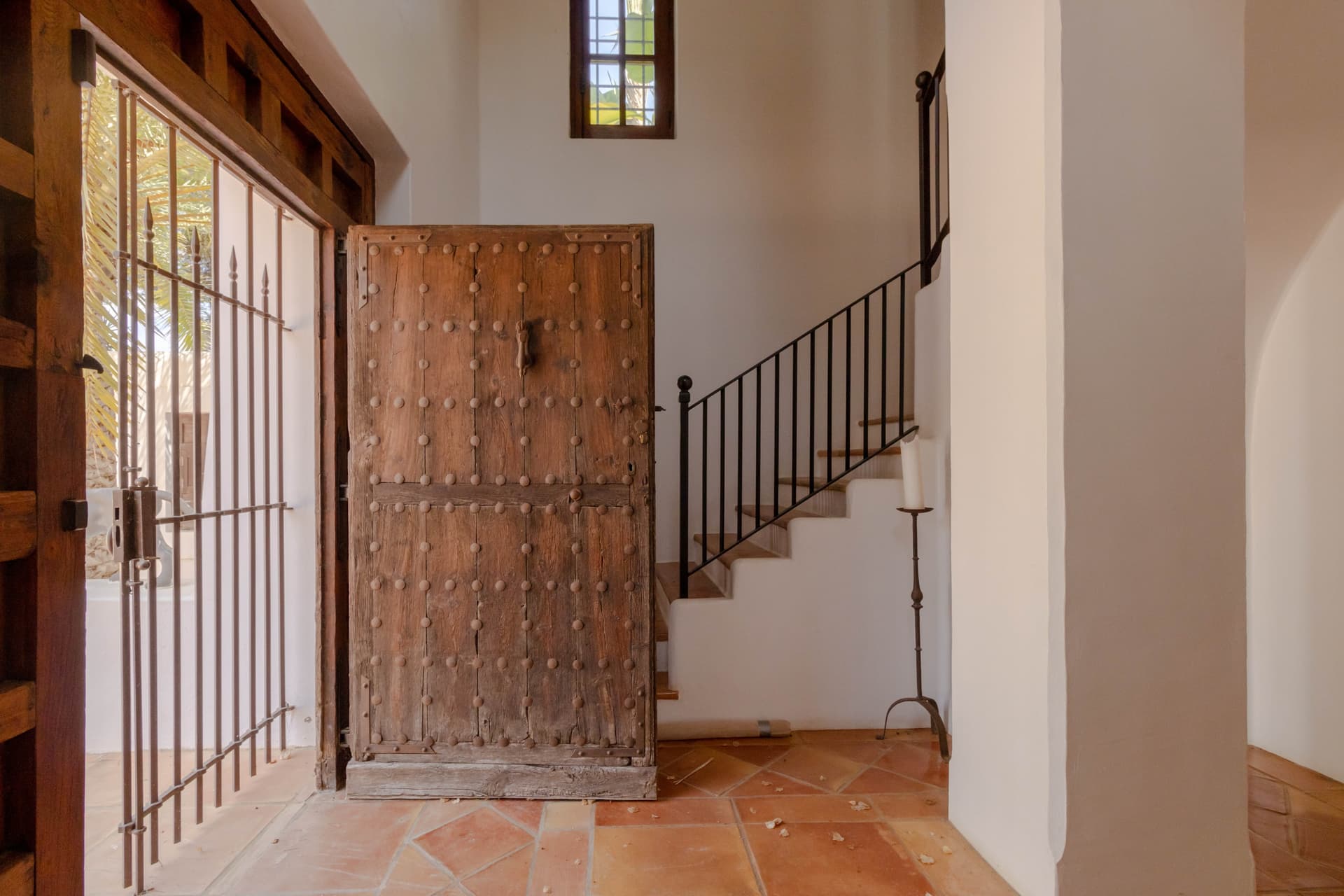 VILLA BLAU | Majestuosa Villa en Primera Línea de Mar con Gran Piscina y Proyecto de Renovación en Santa Eulalia, Ibiza — photo 25