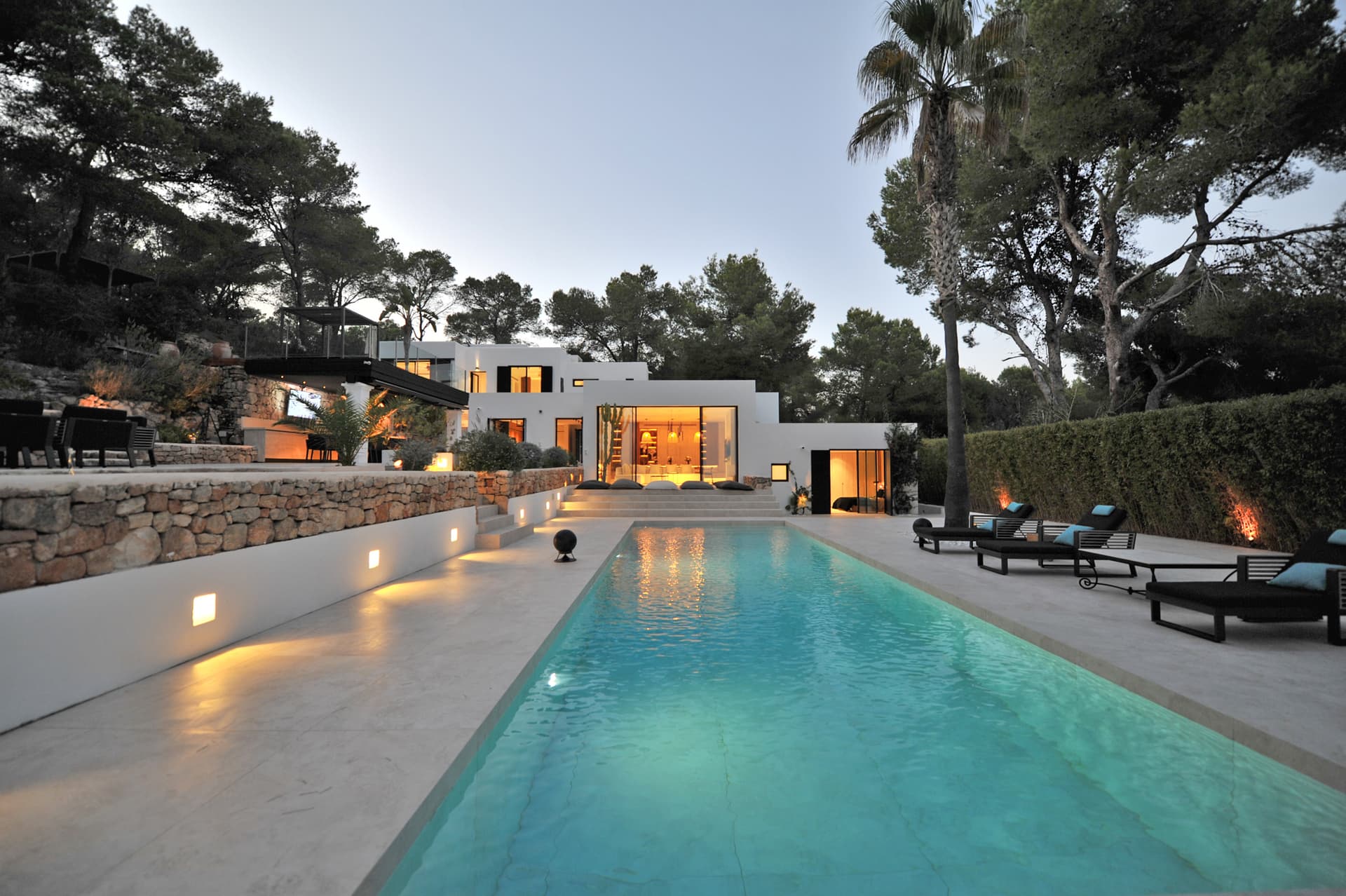 VILLA SLIDE | Exclusiva Villa Renovada con Vistas al Mar, Piscina y Gimnasio en Sant Josep, Ibiza — Villa, Sant Jordi de Ses Salines - Sant Francesc · Sant Josep de sa Talaia, Ibiza