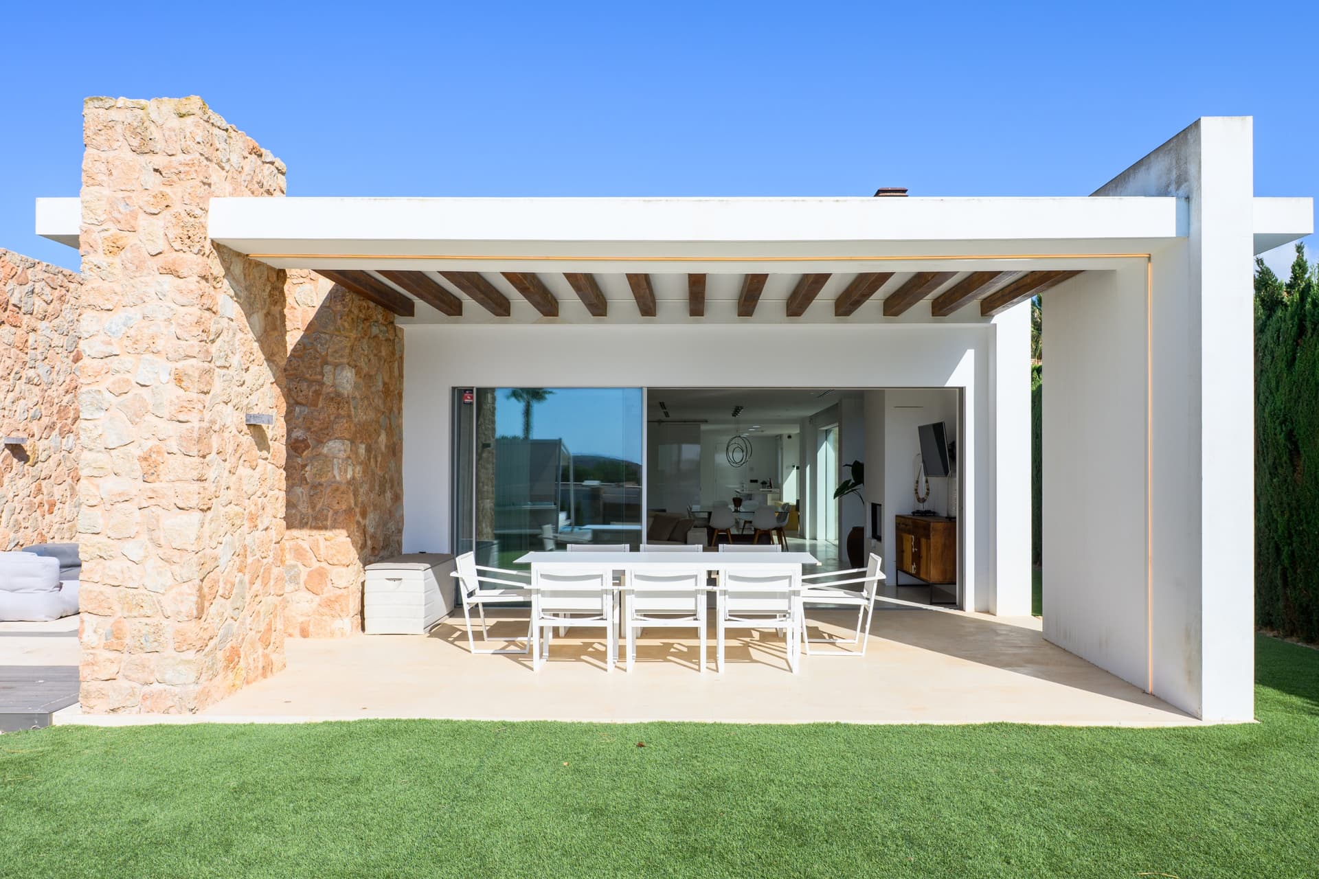 VILLA SOLARA | Exclusiva Villa de Lujo con Vistas al Sunset a Pocos Metros de Cala Conta, Ibiza — photo 9