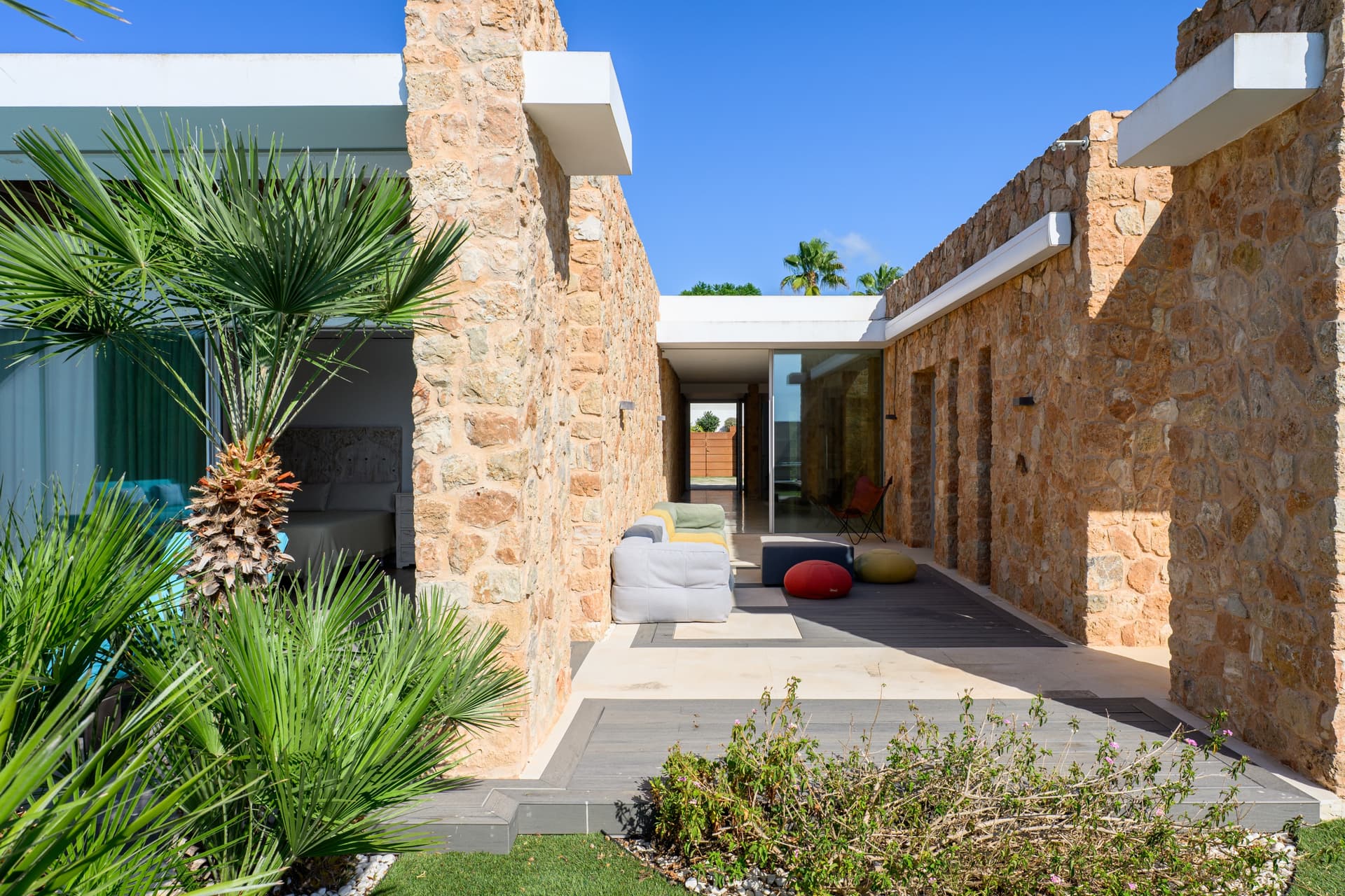 VILLA SOLARA | Exclusiva Villa de Lujo con Vistas al Sunset a Pocos Metros de Cala Conta, Ibiza — photo 12