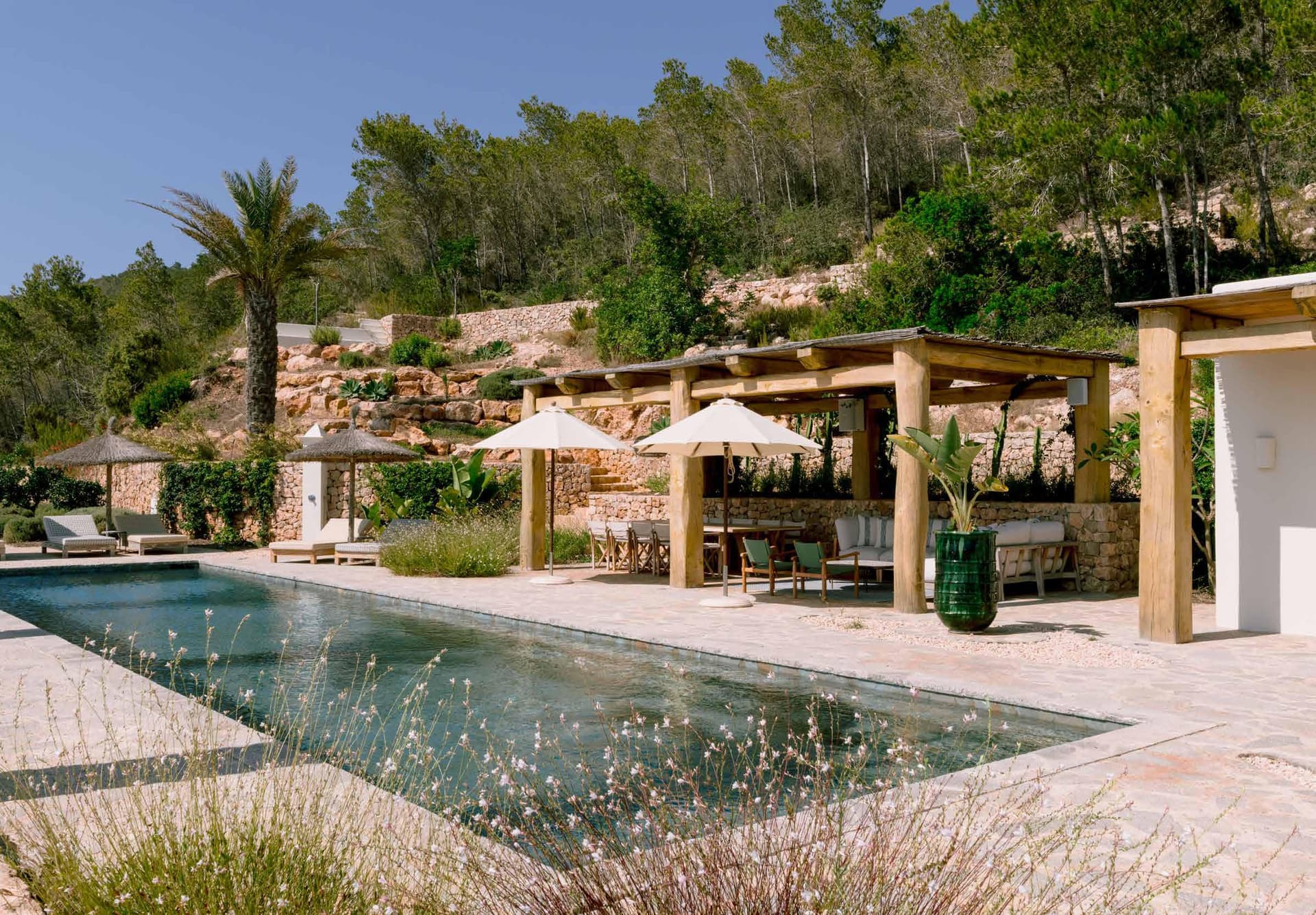 SES CALAS | Exclusiva Finca de Lujo con Dos Villas y Vistas Panorámicas al Mar en Santa Eulalia, Ibiza — photo 8