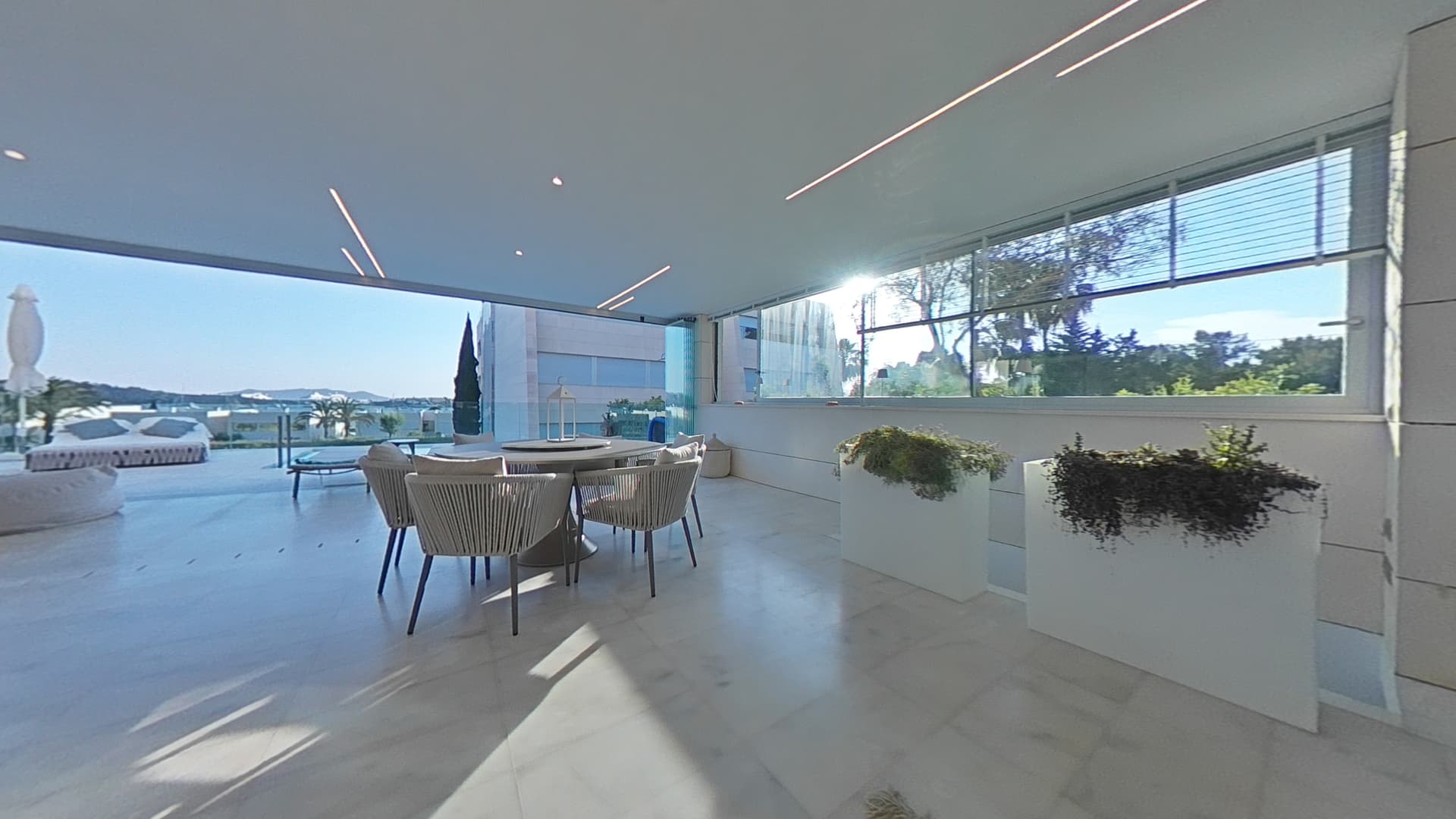 ESPACIOSO APARTAMENTO EN PLANTA BAJA EN URBANIZACIÓN DE LUJO, Talamanca, Ibiza — photo 46