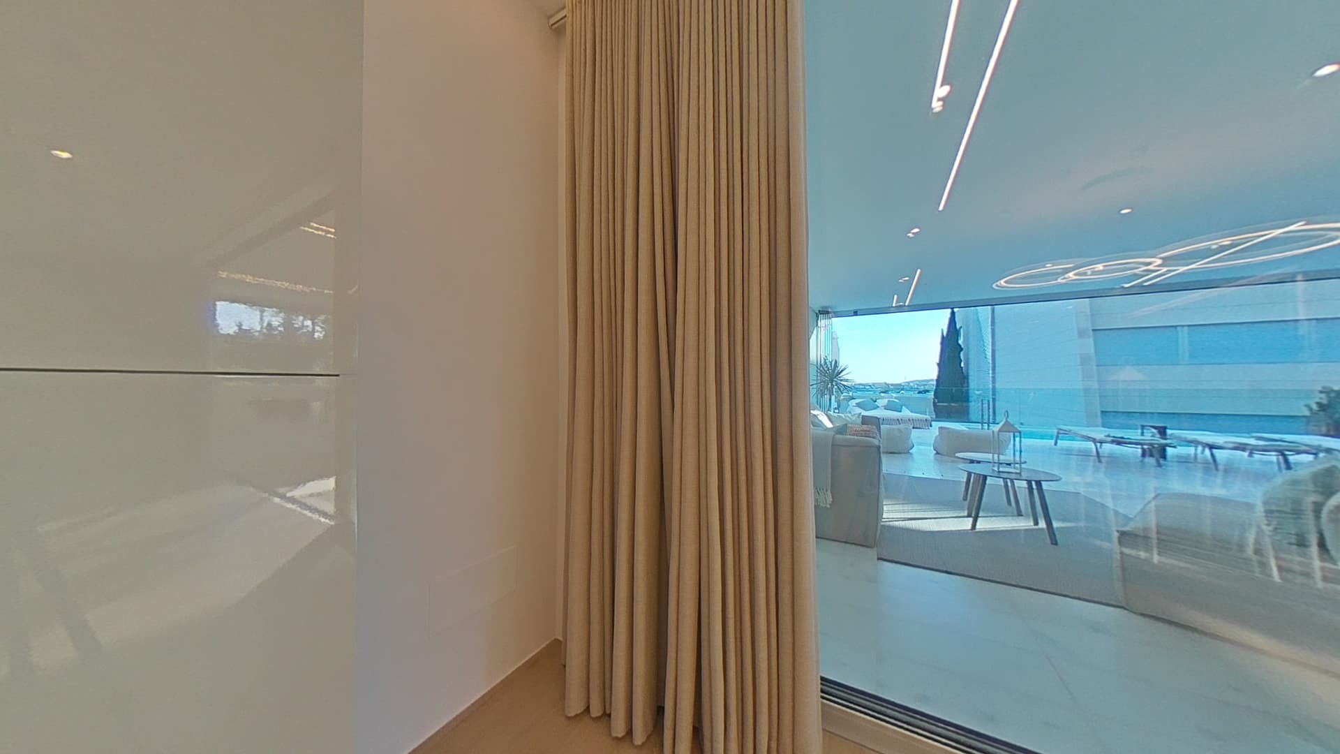 ESPACIOSO APARTAMENTO EN PLANTA BAJA EN URBANIZACIÓN DE LUJO, Talamanca, Ibiza — photo 41