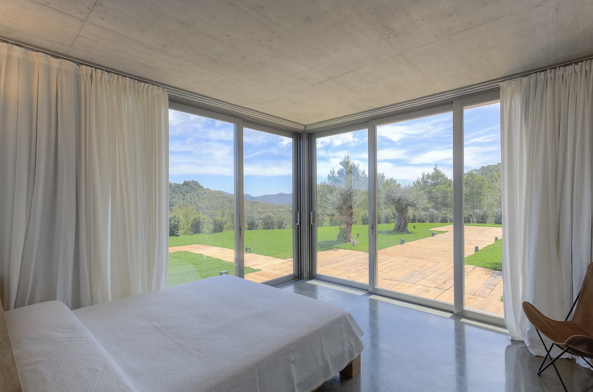 VILLA BELLE CON VISTAS ABIERTAS Y BONITA PISCINA , Santa Eulalia Del Rio, Ibiza — photo 15