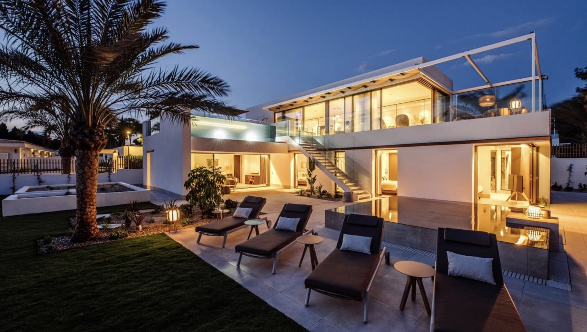 VILLA CON VISTAS AL MAR Y LICENCIA TURÍSTICA, Cala Comte, Ibiza — photo 13