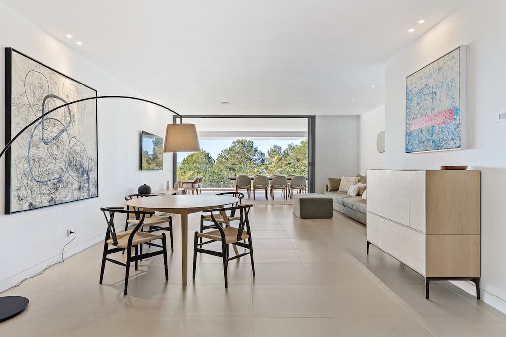 APARTAMENTO DE LUJO EN URBANIZACION CERRADA CON PISCINA, GYMNASIO Y VISTAR MAR, Cap Martinet, Ibiza — photo 7