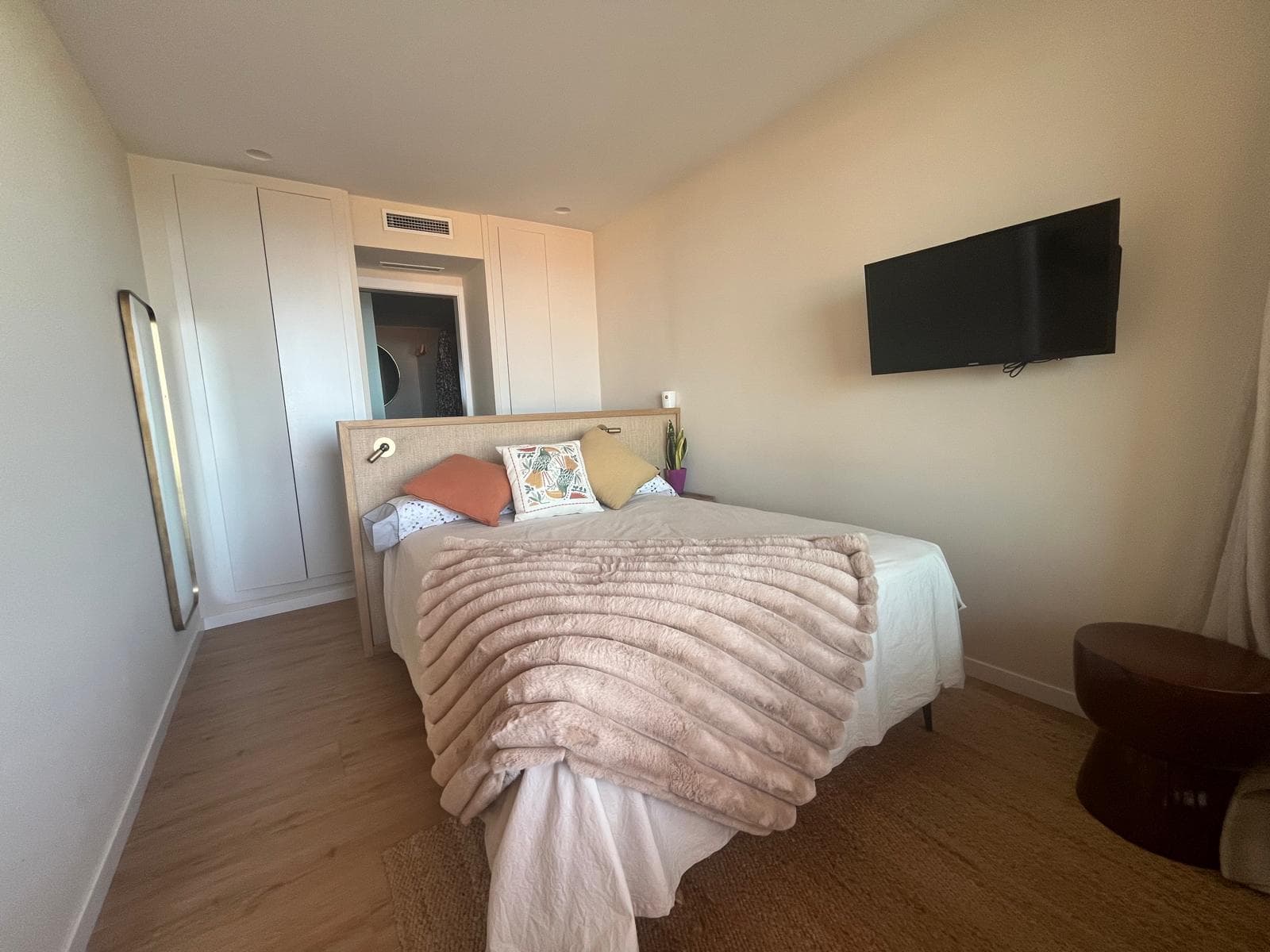 PRECIOSO APARTAMENTO REFORMADO PRIMERA LÍNEA DE PLAYA , Playa d'en Bossa, Ibiza — photo 6