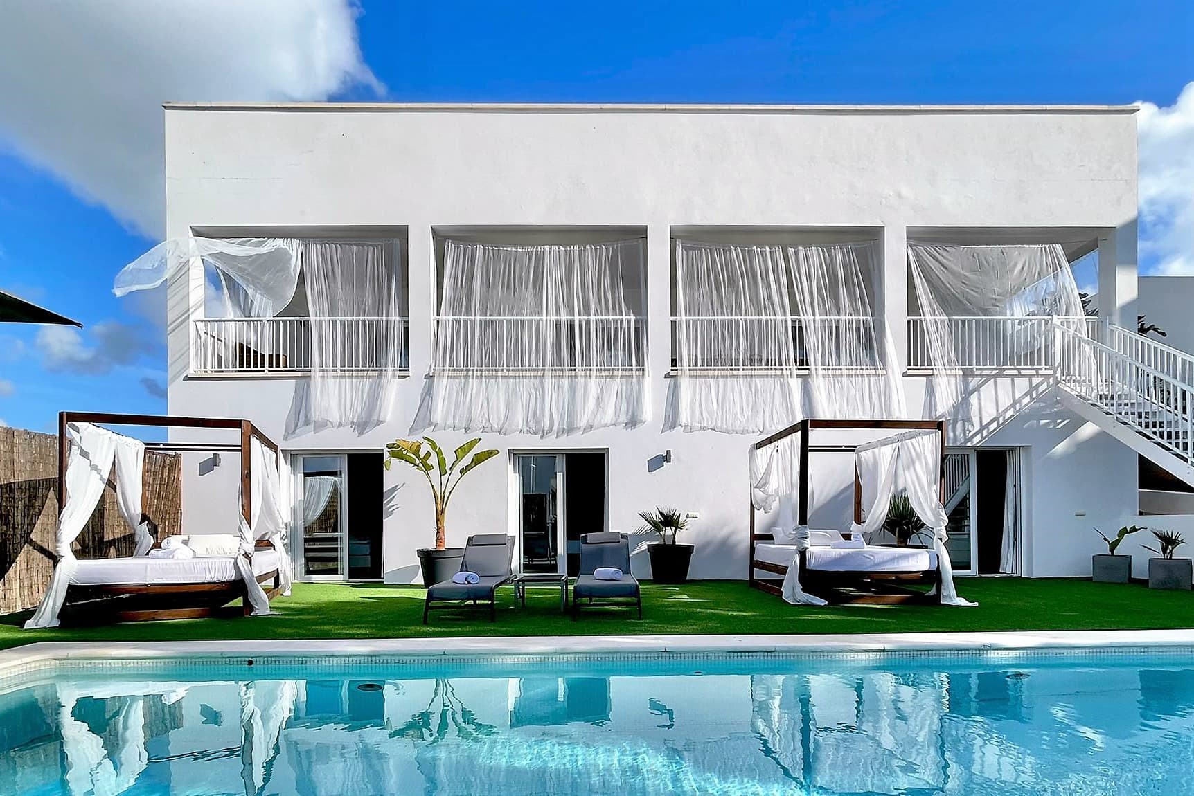 VILLA LIVIA, Cap Martinet, Ibiza — photo 19