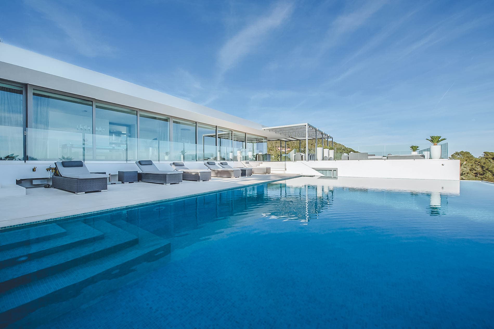 VILLA LYLA, Cap Martinet, Ibiza — photo 2 of 28