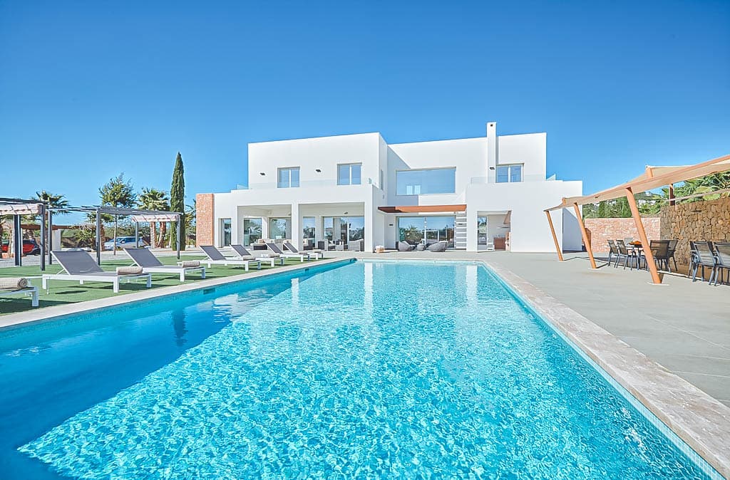VILLA ASHLEY, Jesus, Ibiza — photo 2 of 32