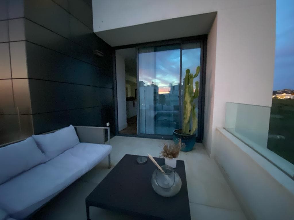 Apartamento con Vistas al Mar | Piso con Terraza, Gimnasio y Garaje en Marina Botafoch, Ibiza — photo 9