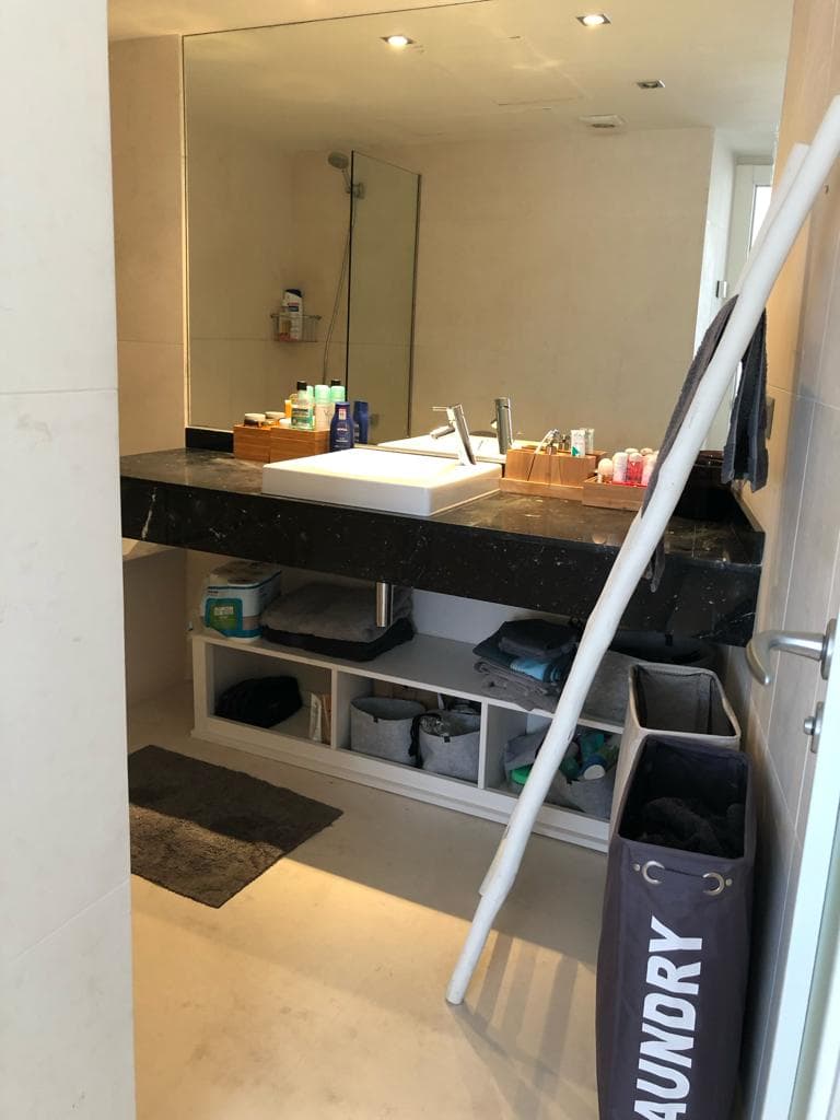 Apartamento con Vistas al Mar | Piso con Terraza, Gimnasio y Garaje en Marina Botafoch, Ibiza — photo 20