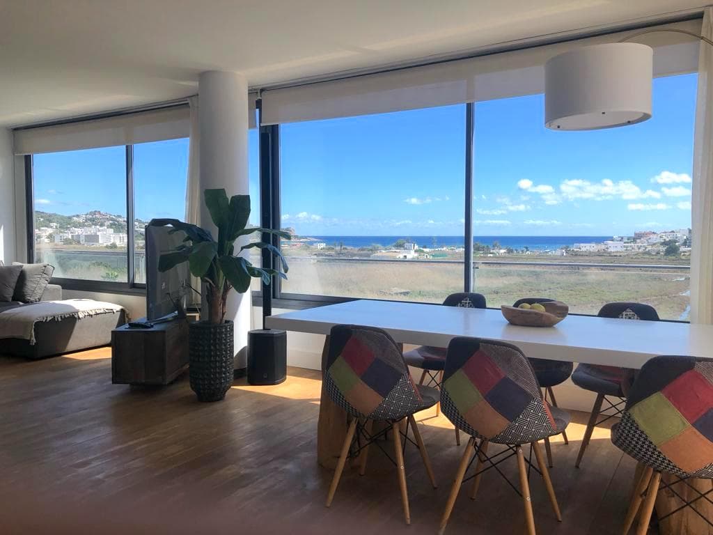 Apartamento con Vistas al Mar | Piso con Terraza, Gimnasio y Garaje en Marina Botafoch, Ibiza — Apartamento, Marina Botafoc - Platja de Talamanca · Eivissa, Ibiza