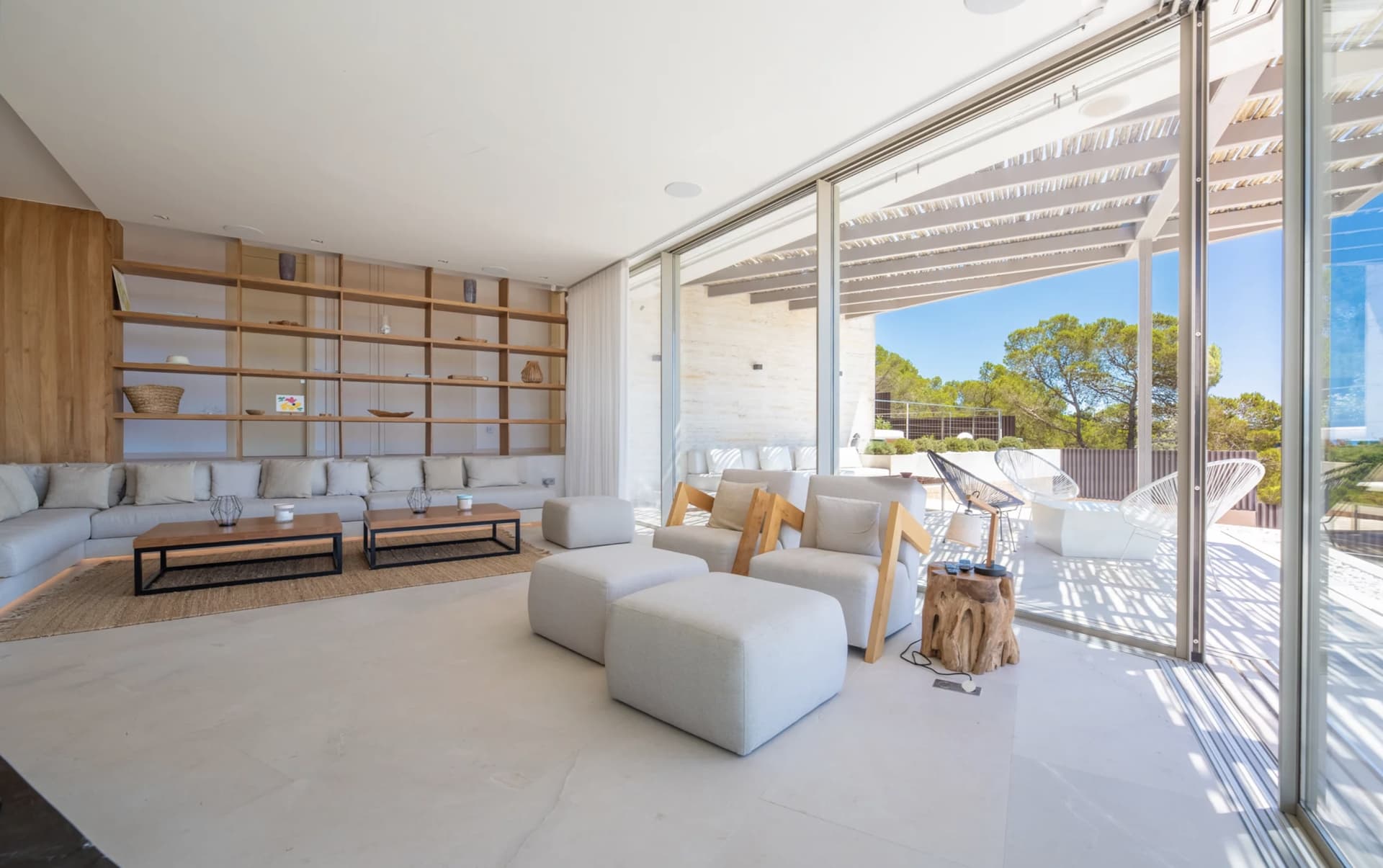 VILLA BAILE, con vistas panoramicas al mar en urbanizacion cerrada, Can Rimbau, Ibiza — photo 8