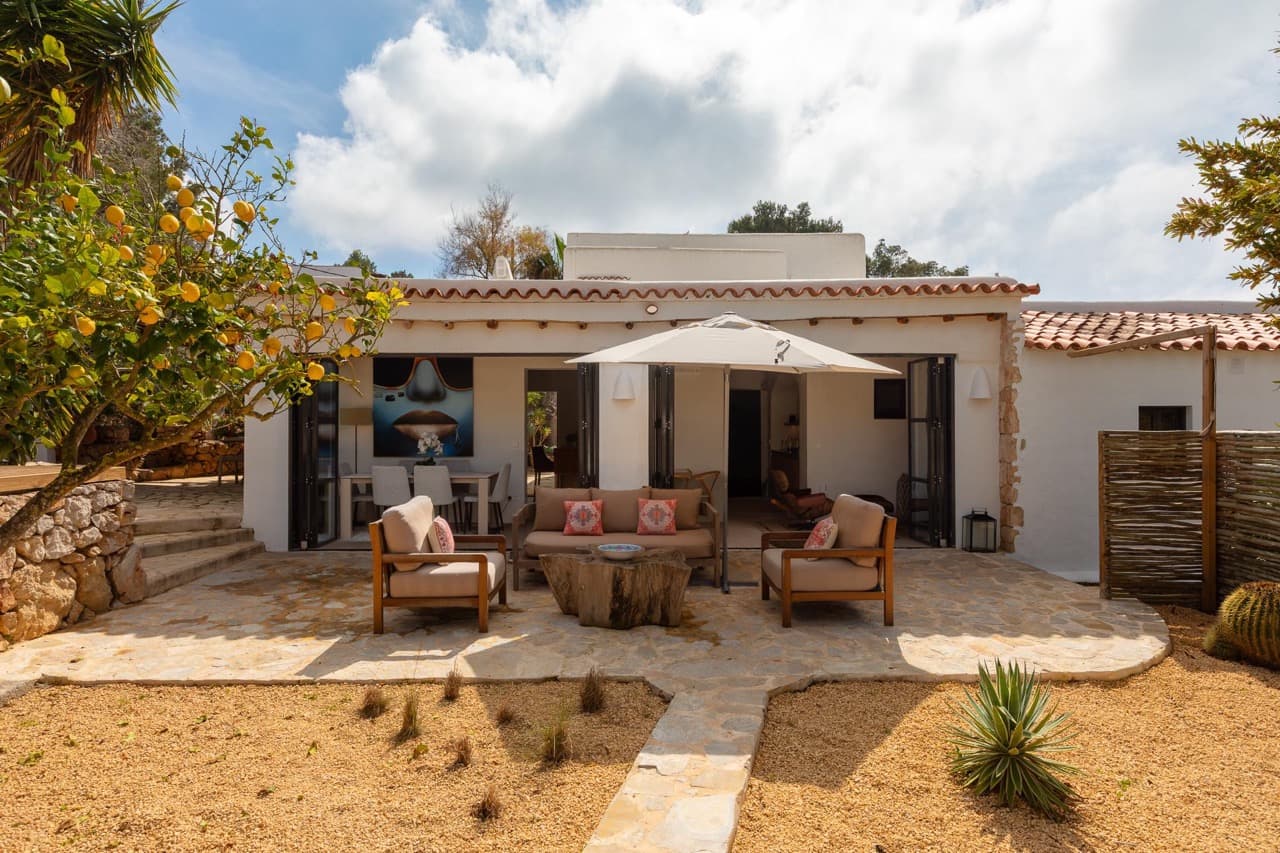 VILLA SERENA CON VISTAS AL MAR Y AL ATARDECER, Sant Antoni de Portmany, Cala Salada, Ibiza — photo 12