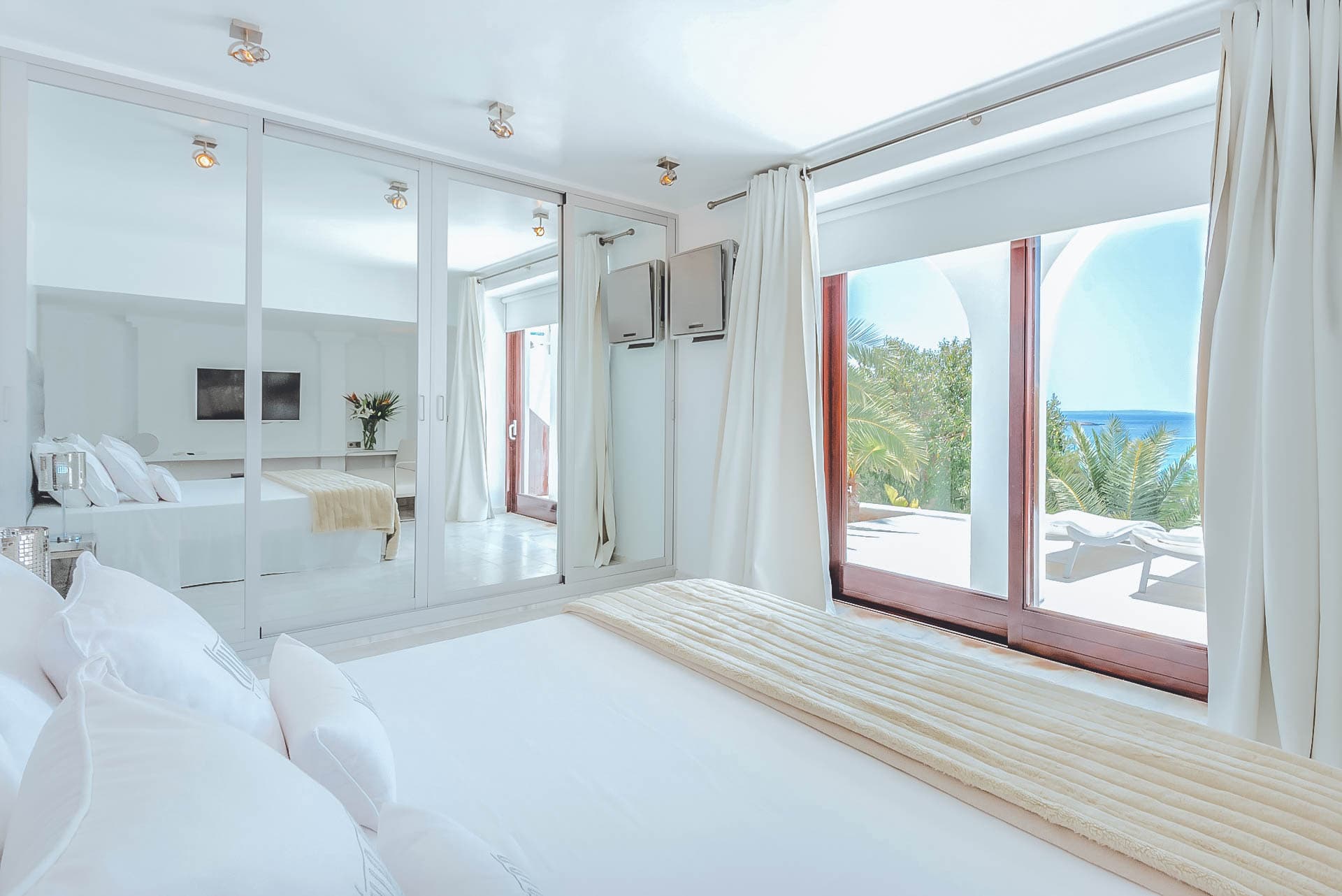 CAN SALMA, Cala Jondal — photo 9