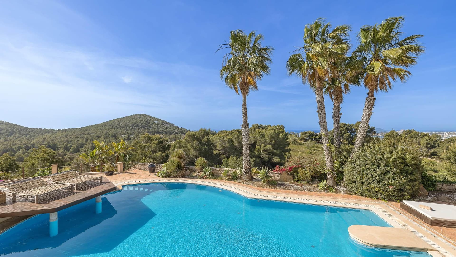 VILLA ESTANYOL CON VISTAS PANORÁMICAS AL MAR, S'Estanyol — photo 3 of 32
