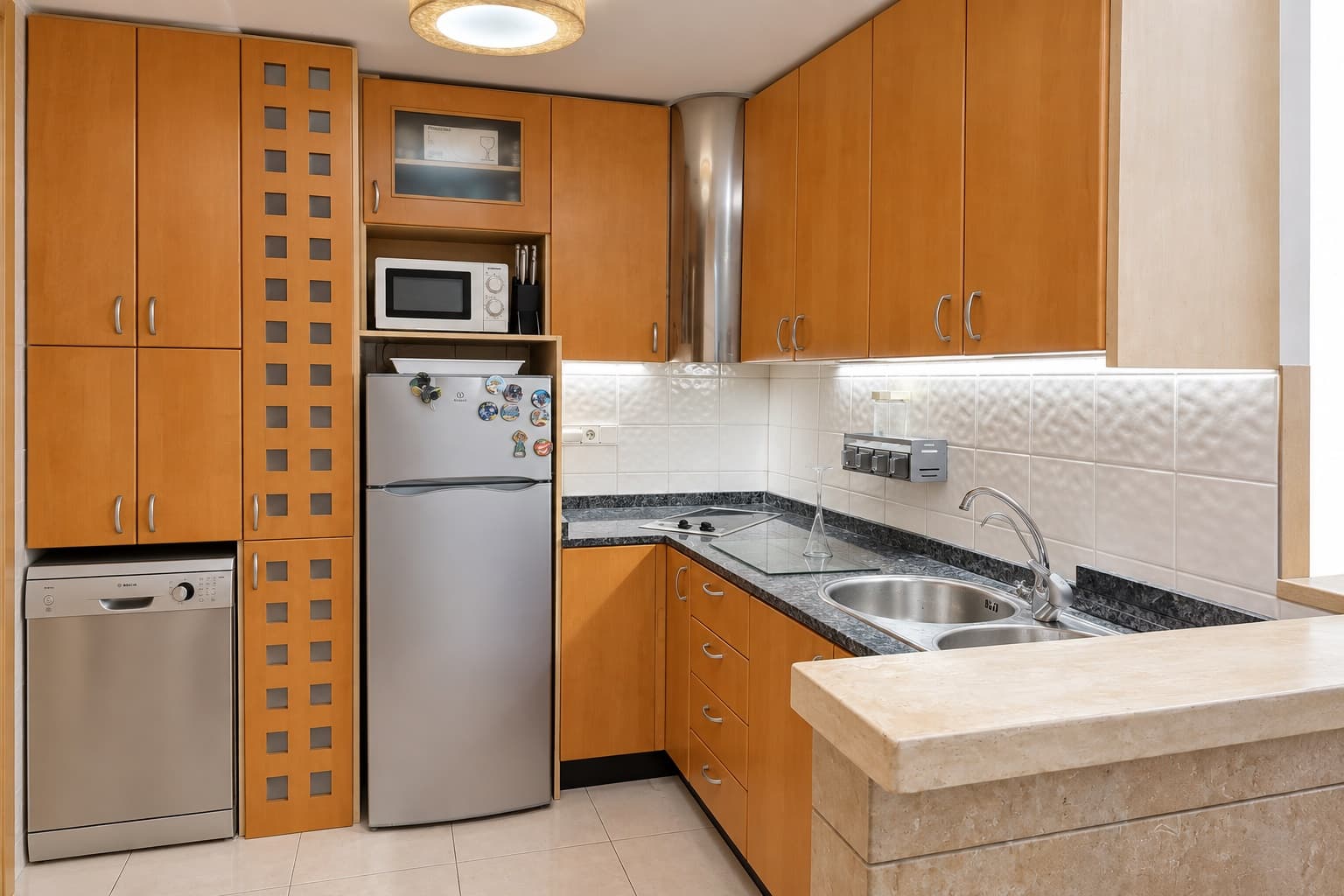 Apartamento en Primera Línea de Mar | 2 Dormitorios con Vistas al Mar en San Antonio, Ibiza — photo 6
