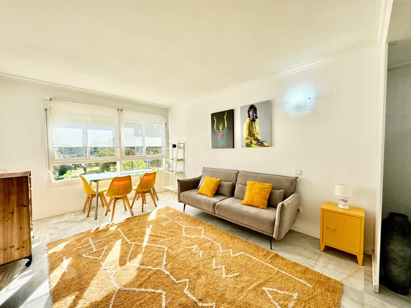 Apartamento de 3 dormitorios con terraza y piscina comunitaria, Marina Botafoch, Ibiza — photo 6